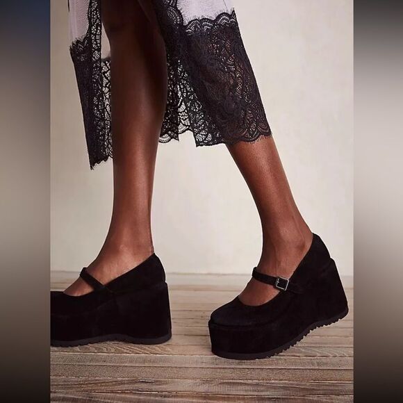 NEW FREE PEOPLE PLATFORM WEDGE SABRINA MARY JANE BLACK SUEDE - Picture 2 of 4